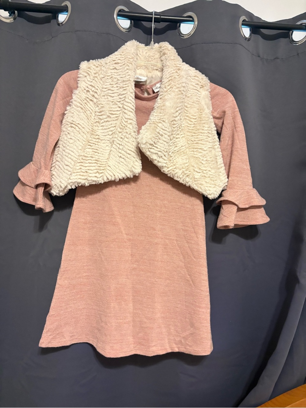 Rare Editions Dusty Rose Knit Ruffle-Sleeve Dress with Cream Faux-Fur Vest
